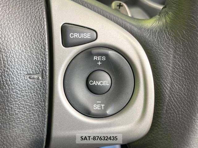 Honda N BOX CUSTOM 2013-10 306729-4