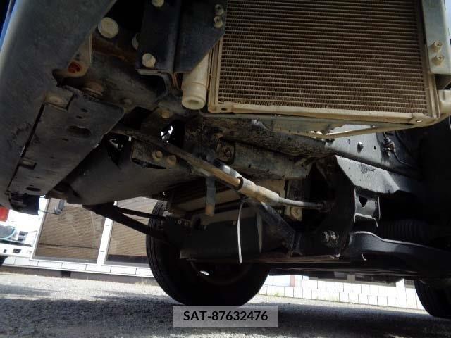 Isuzu ELF TRUCK 2014-12 387974-17