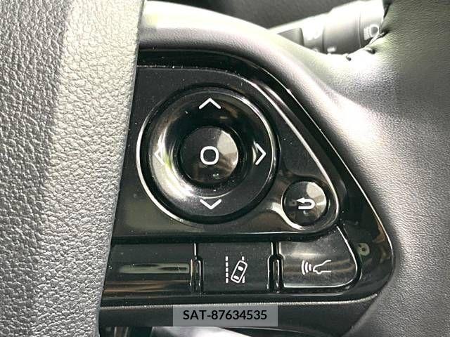 Toyota PRIUS 2021-03 232176-4