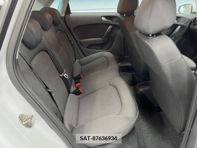 Audi A1 2016-03 389399-9