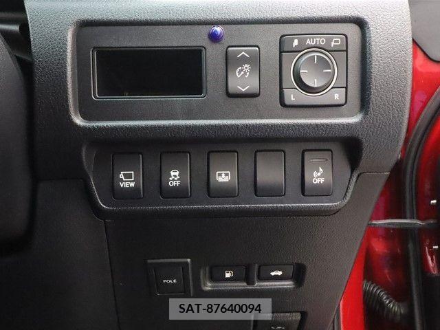 Lexus HS 2013-08 213126-9