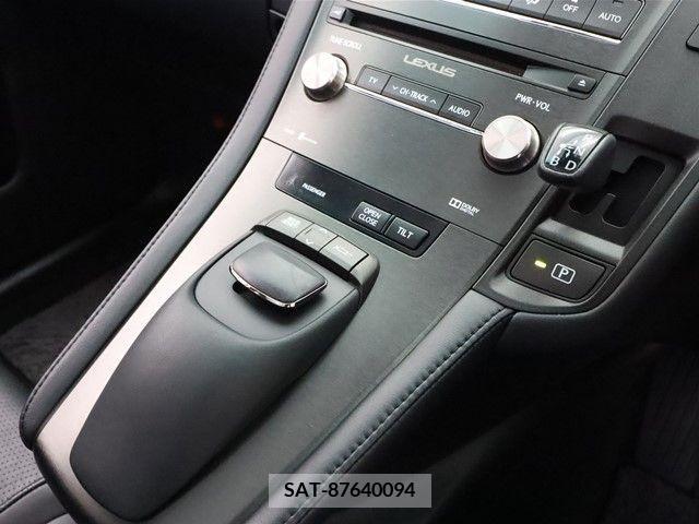 Lexus HS 2013-08 213126-16