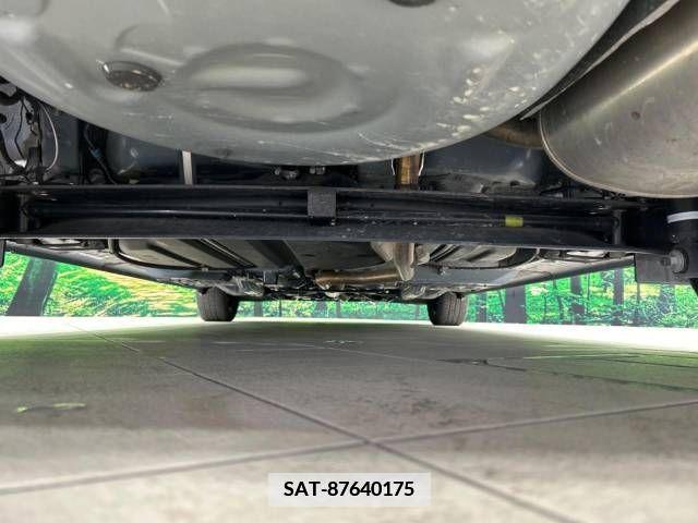 Toyota SIENTA 2022-03 349414-18