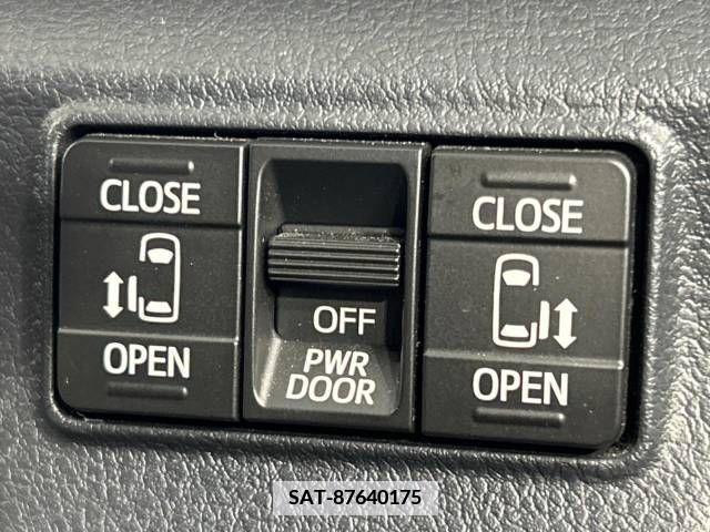 Toyota SIENTA 2022-03 349414-2