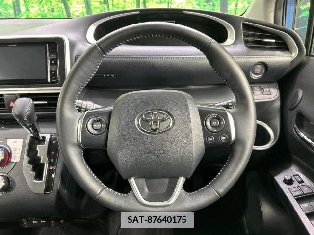 Toyota SIENTA 2022-03 349414-6