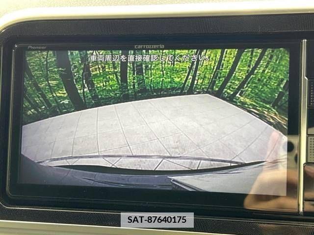 Toyota SIENTA 2022-03 349414-4