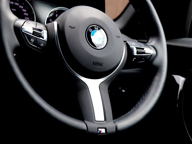 Bmw 1 SERIES 2019-06 14278-16