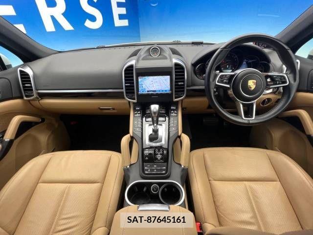 Porsche CAYENNE 2016-03 281534-1