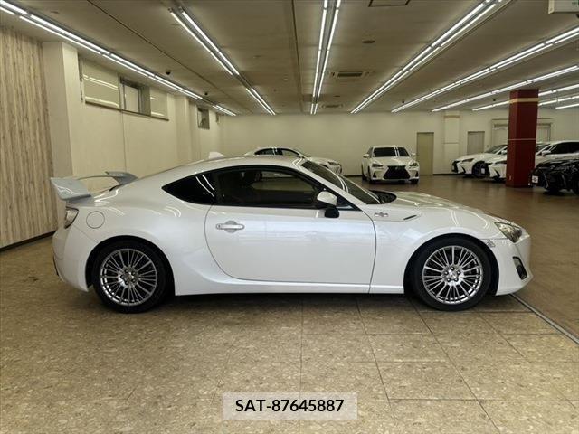 Toyota 86 2012-08 263285-3