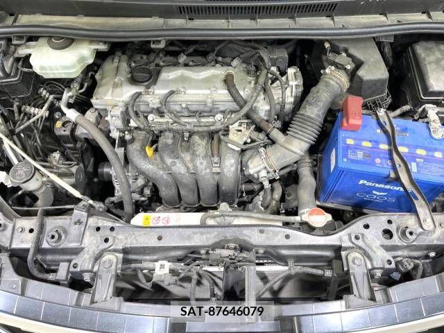 Toyota VOXY 2017-06 321512-18