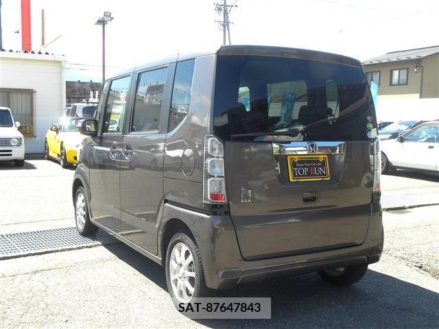 Honda N BOX 2013-08 333806-5