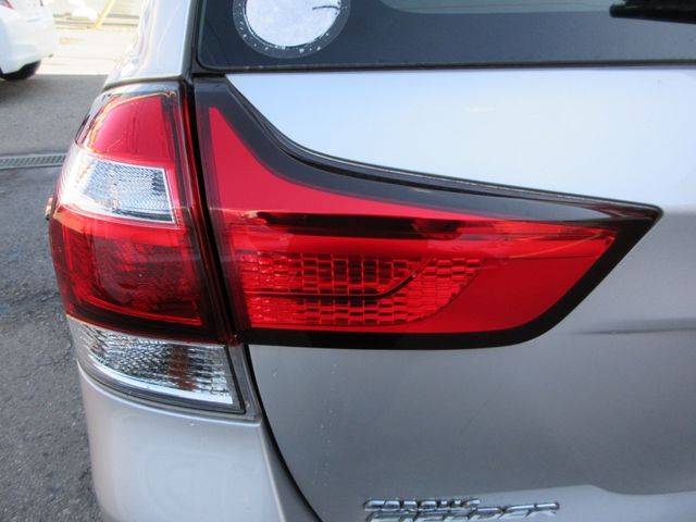 Toyota COROLLA FIELDER 2016-07 196112-17