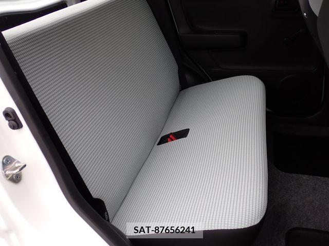 Suzuki ALTO 2017-01 305047-12