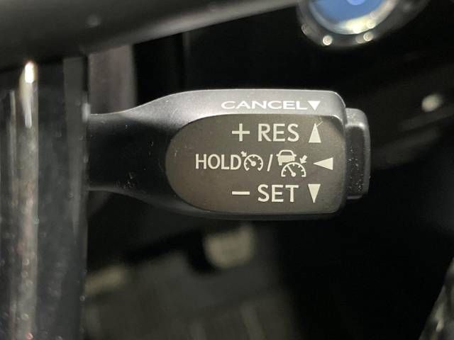 Toyota PRIUS 2019-02 185963-5