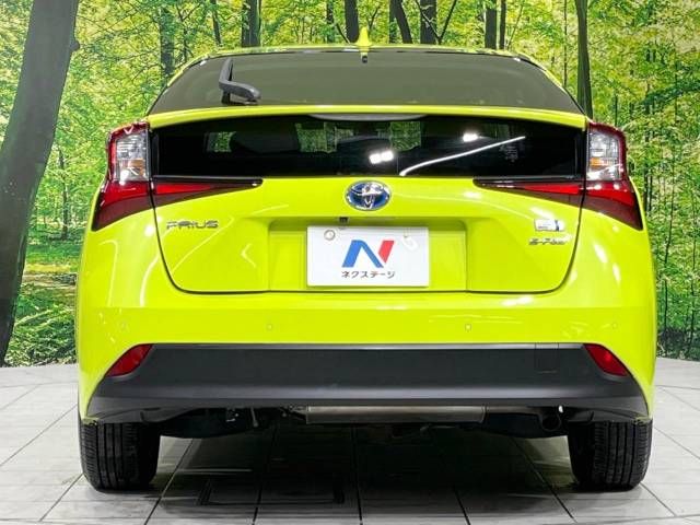Toyota PRIUS 2019-02 185963-13