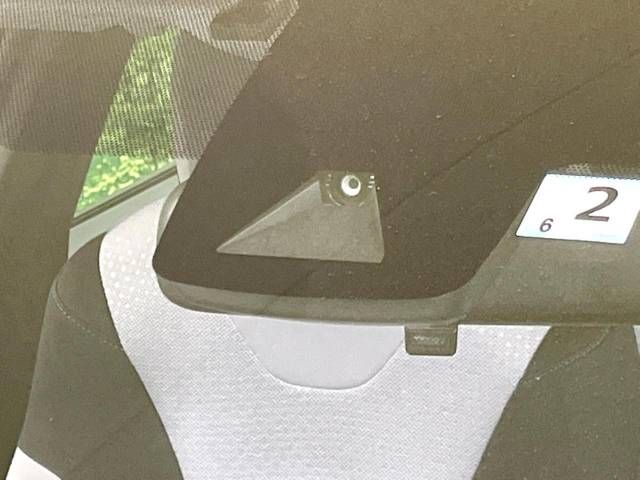 Toyota PRIUS 2019-02 185963-2