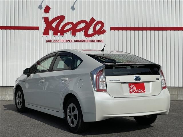Toyota PRIUS 2014-02 19163-1