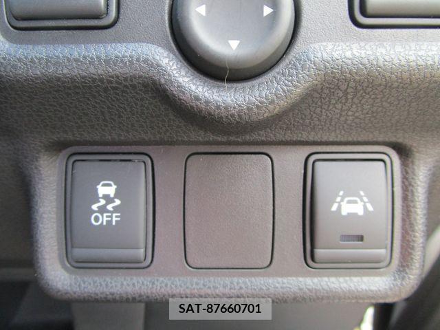 Nissan NOTE 2016-01 365469-14