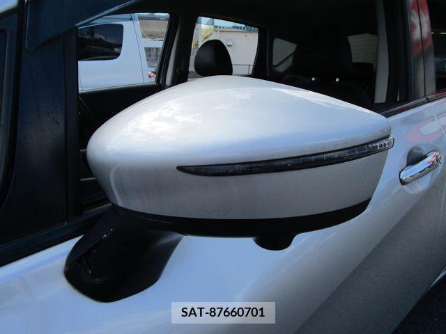 Nissan NOTE 2016-01 365469-27