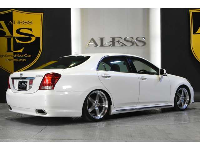 Toyota CROWN MAJESTA 2013-03 2532-2