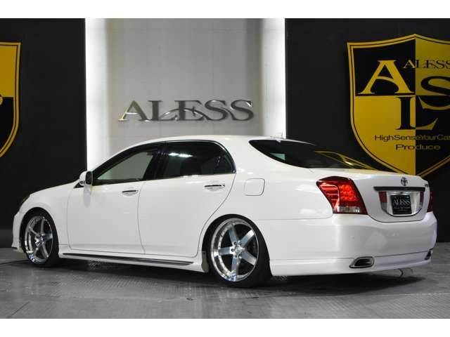 Toyota CROWN MAJESTA 2013-03 2532-13