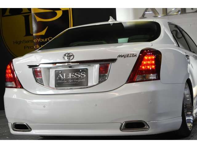Toyota CROWN MAJESTA 2013-03 2532-15