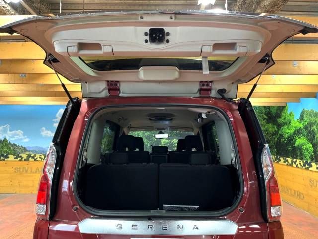 Nissan SERENA 2018-12 19008-19