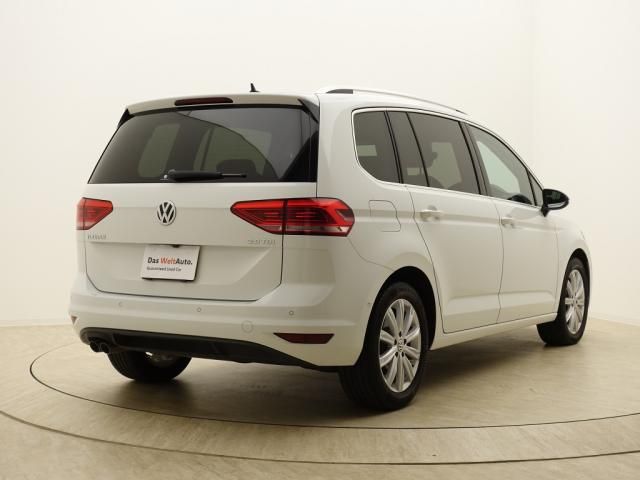 VolksWagen GOLF TOURAN 2018-09 10914-6