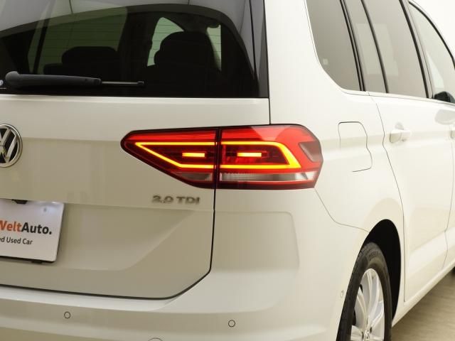 VolksWagen GOLF TOURAN 2018-09 10914-16