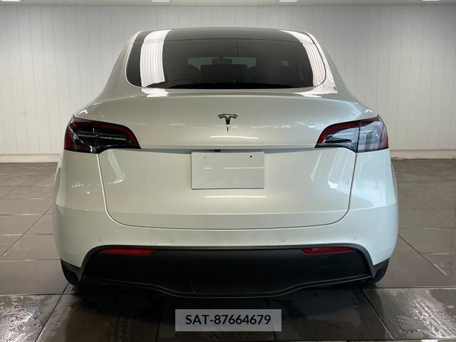 Tesla MODEL Y 2022-09 332939-15
