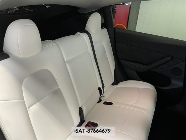 Tesla MODEL Y 2022-09 332939-4