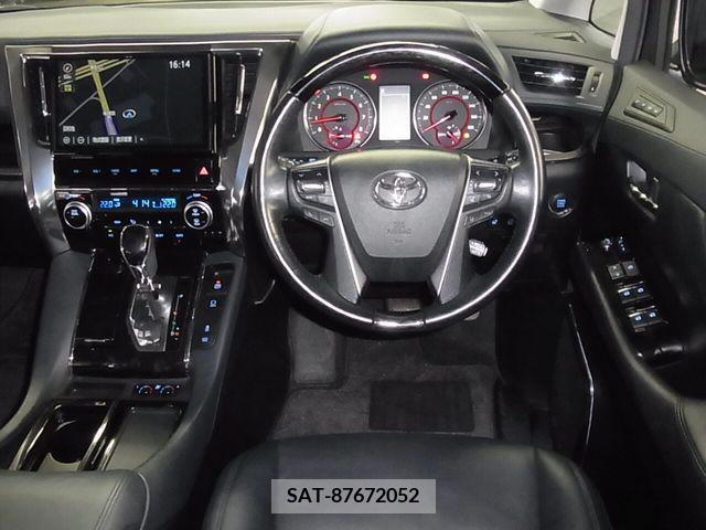 Toyota ALPHARD 2019-01 325343-9