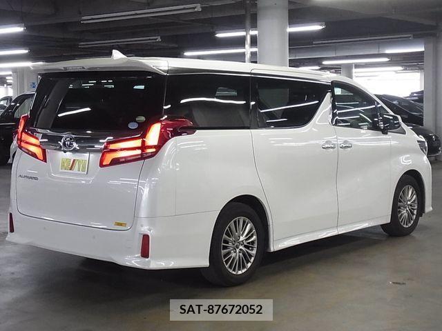 Toyota ALPHARD 2019-01 325343-1