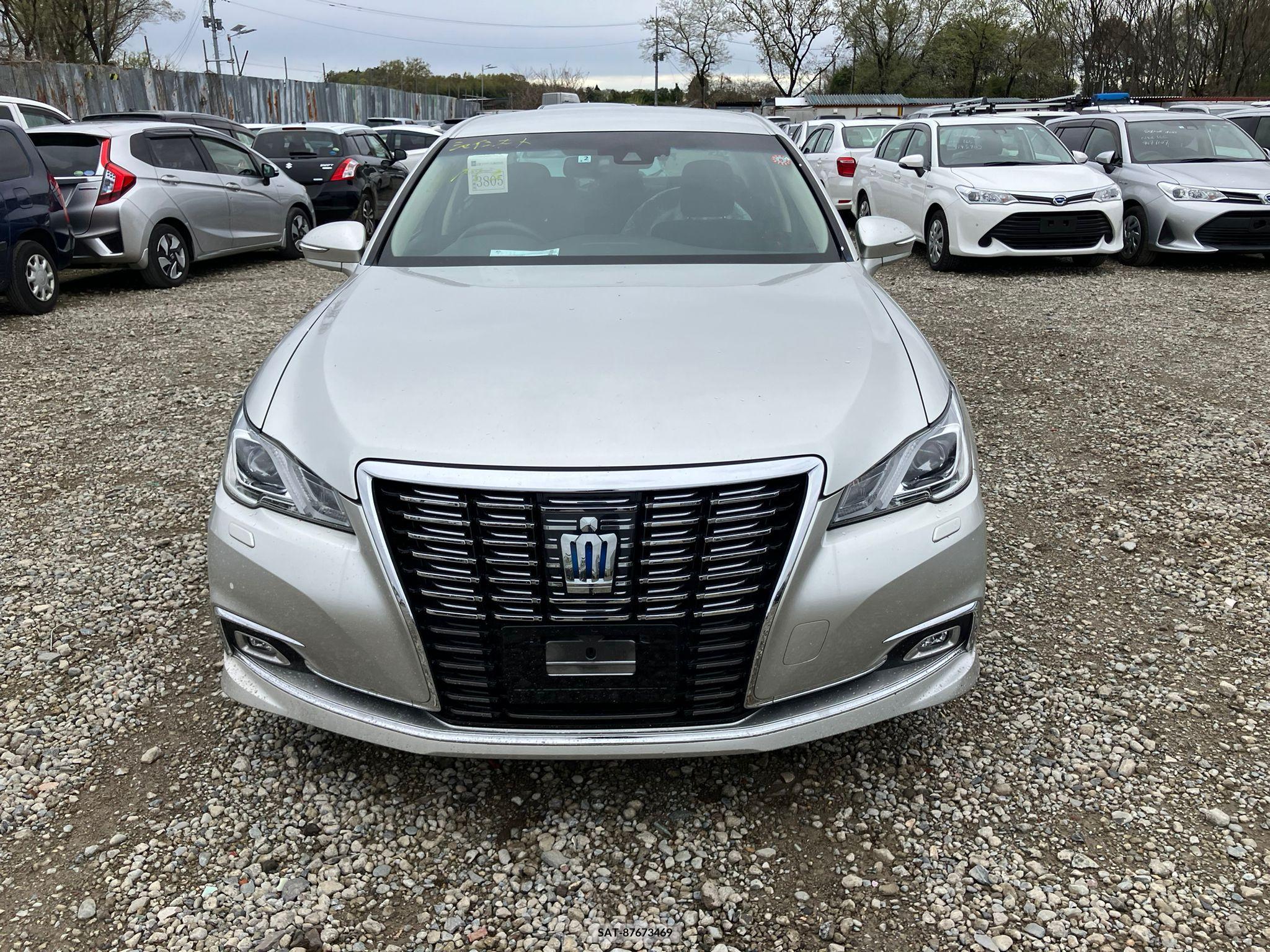 Toyota CROWN HYBRID 2017-02 258144-4