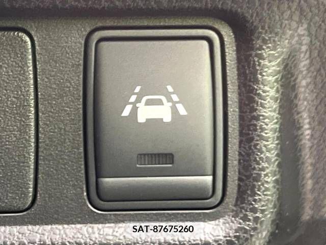 Nissan NOTE 2015-10 253031-4