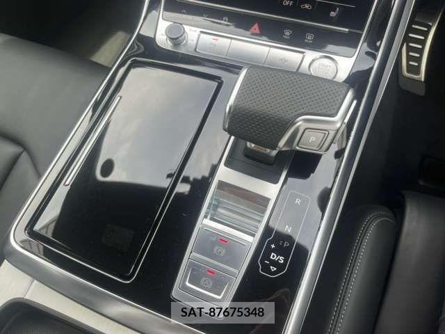 Audi Q7 2021-04 261322-12