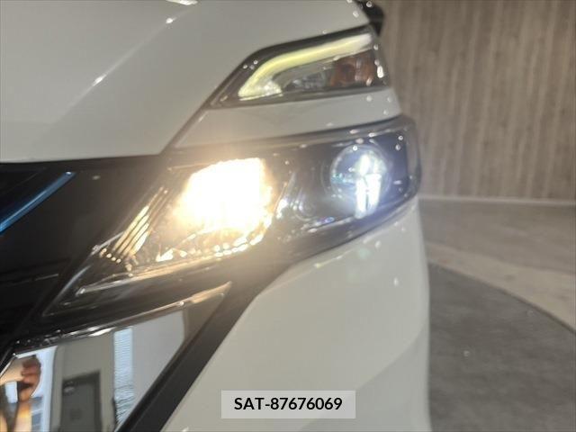 Nissan SERENA 2018-06 324970-12