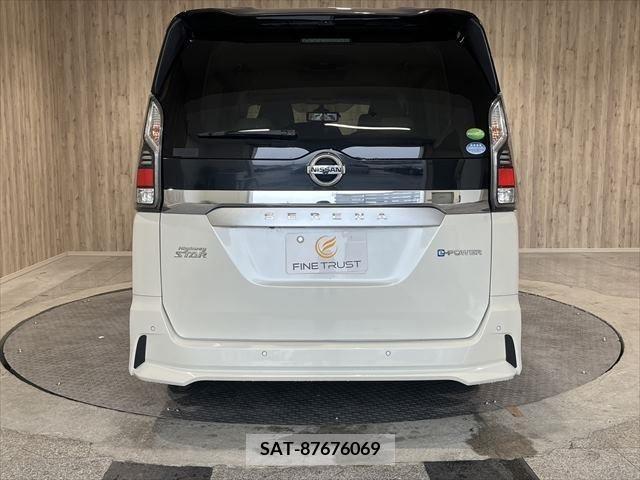 Nissan SERENA 2018-06 324970-18