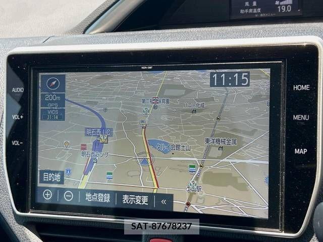 Toyota VOXY 2019-04 385769-3