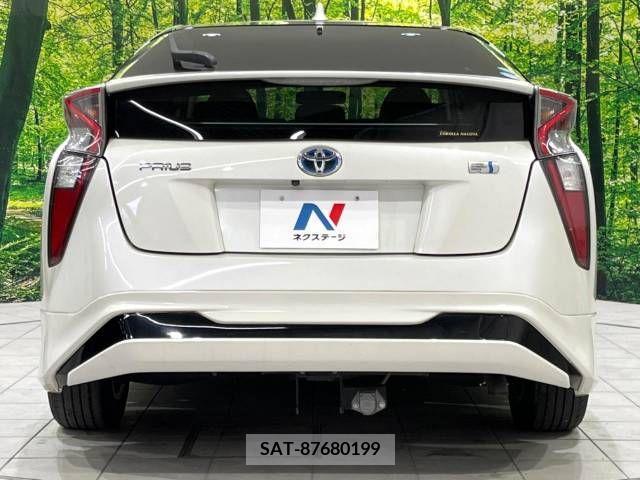 Toyota PRIUS 2017-03 246281-15