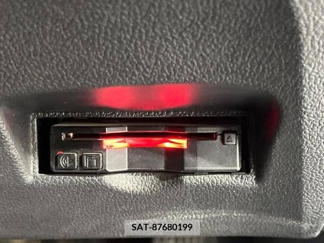 Toyota PRIUS 2017-03 246281-5
