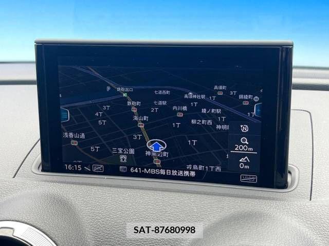Audi S3 2017-10 292866-3