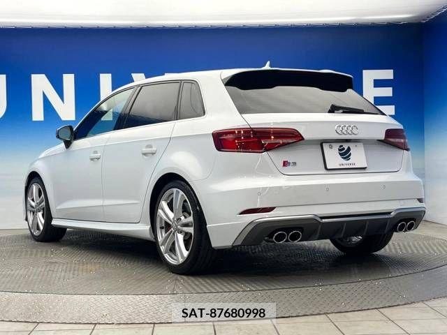 Audi S3 2017-10 292866-18