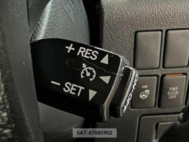 Toyota VELLFIRE 2015-09 210376-17