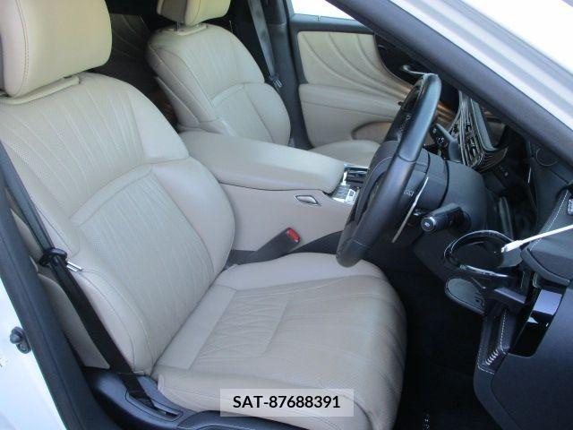 Lexus LS 2021-05 277615-8