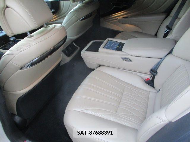 Lexus LS 2021-05 277615-12