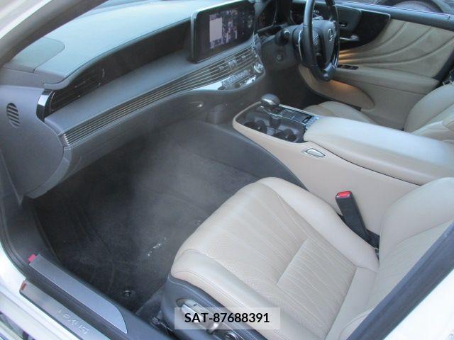 Lexus LS 2021-05 277615-13