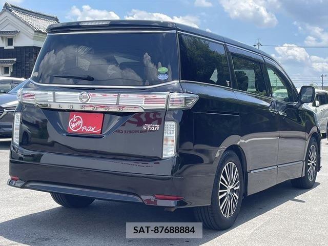 Nissan ELGRAND 2015-06 349790-17