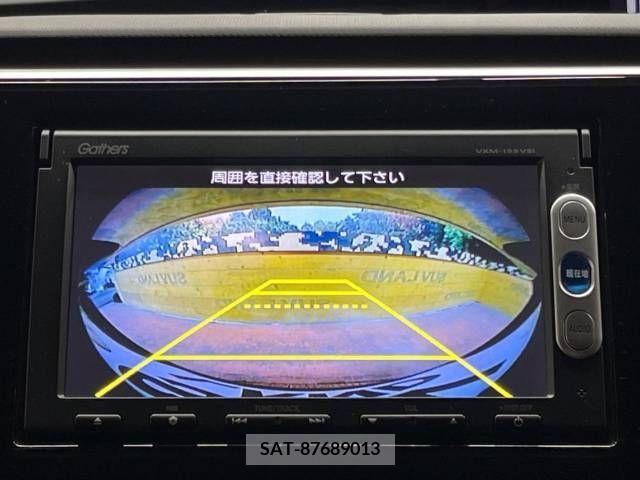 Honda e 2015-07 219506-3
