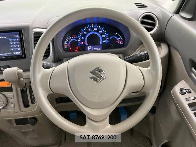 Suzuki SPACIA 2014-01 328107-13